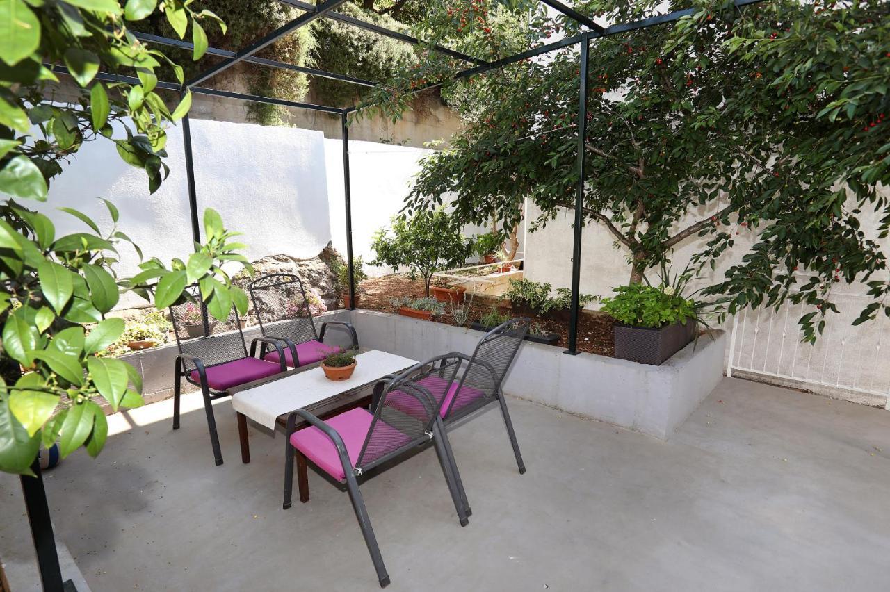 Guesthouse Kate Τρογκίρ Εξωτερικό φωτογραφία