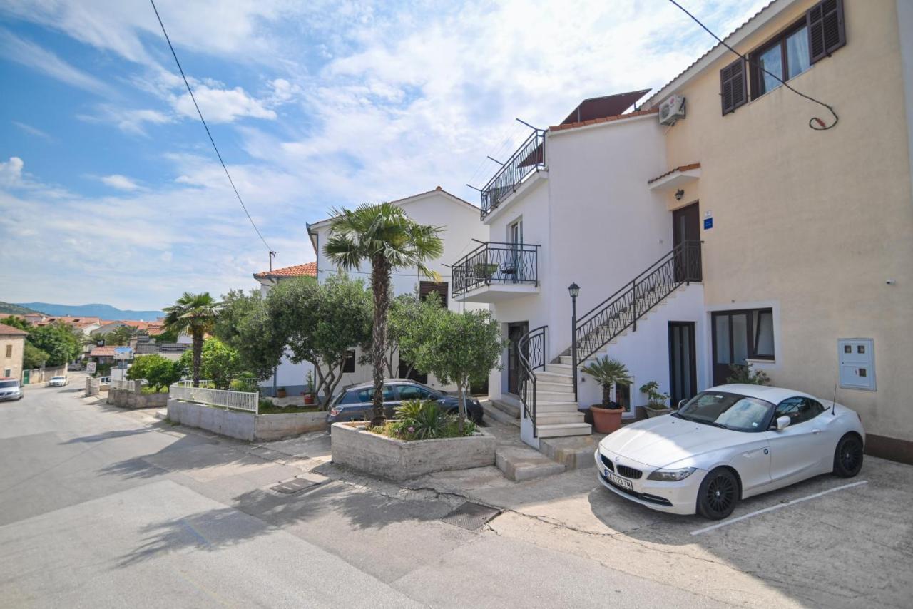 Guesthouse Kate Τρογκίρ Εξωτερικό φωτογραφία