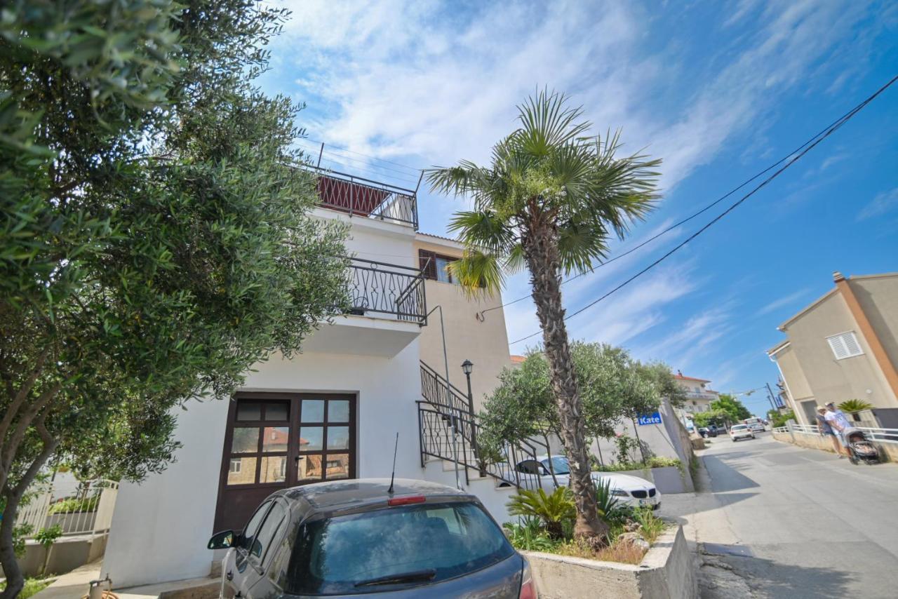 Guesthouse Kate Τρογκίρ Εξωτερικό φωτογραφία