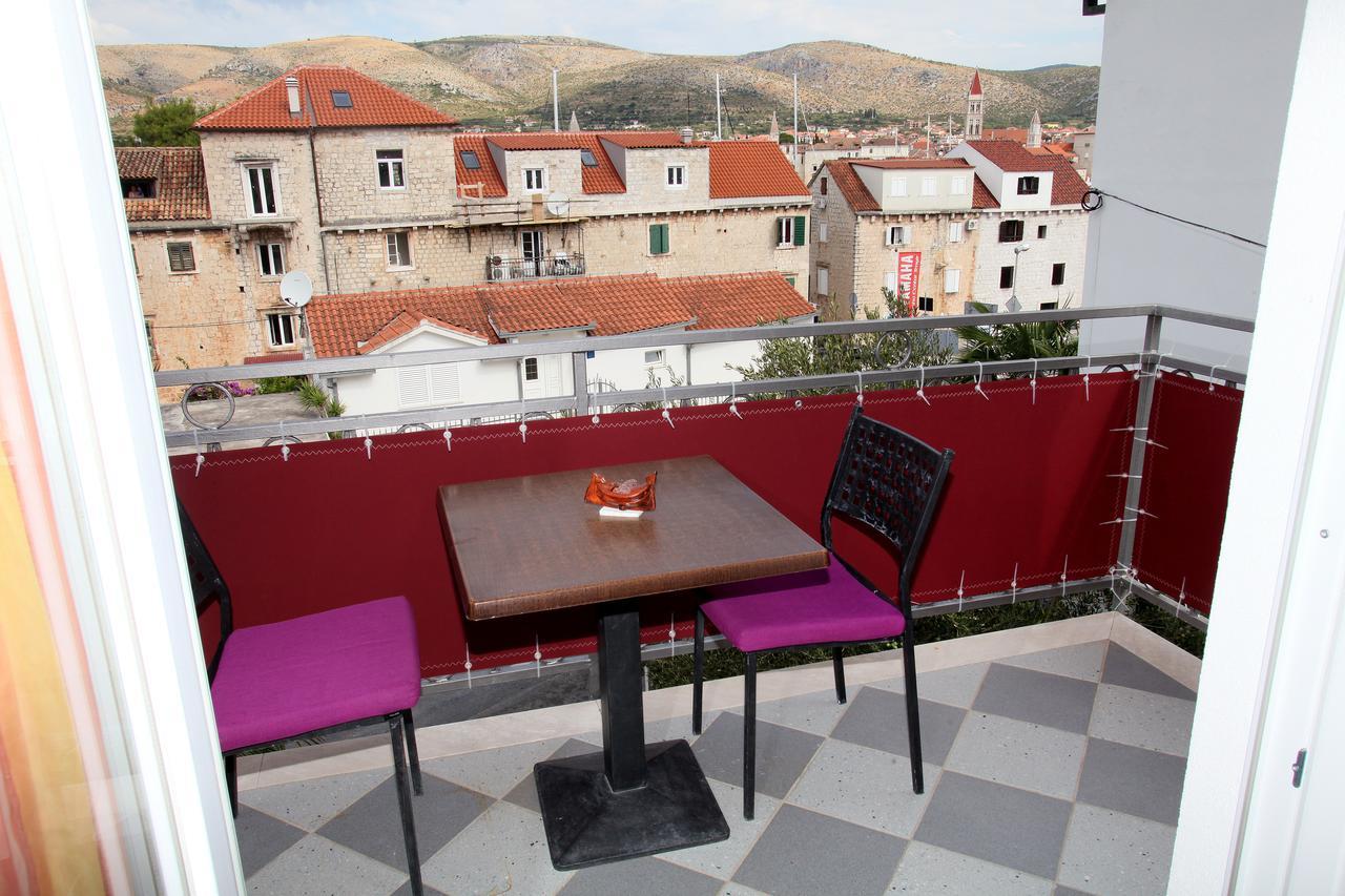 Guesthouse Kate Τρογκίρ Εξωτερικό φωτογραφία