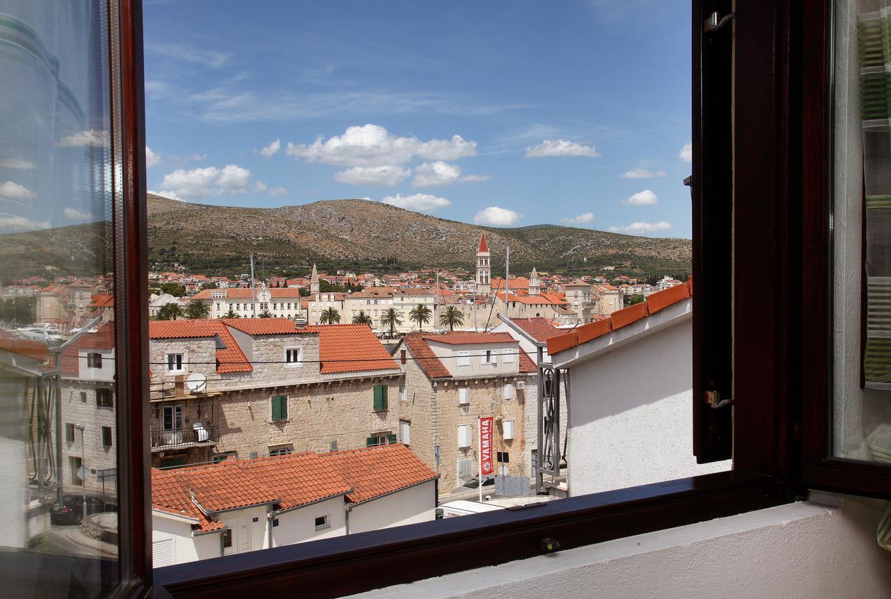 Guesthouse Kate Τρογκίρ Εξωτερικό φωτογραφία
