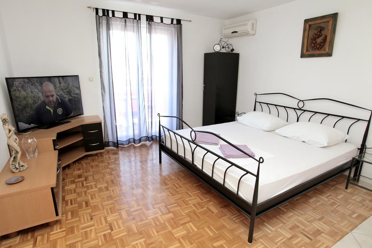 Guesthouse Kate Τρογκίρ Εξωτερικό φωτογραφία